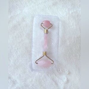 NWT Rose Quartz Natural Stone Facial Massager